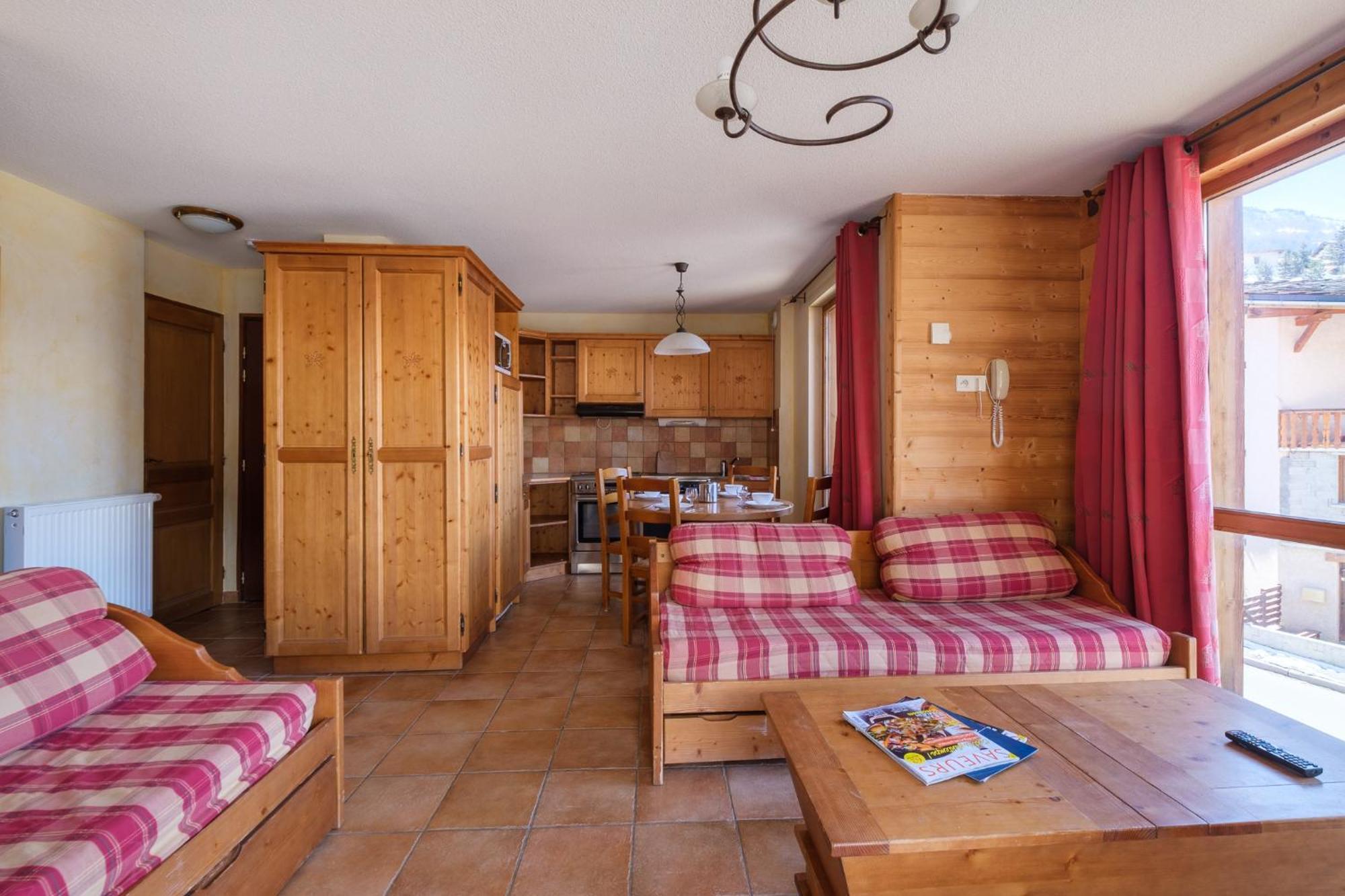 לנסלבילאר Residence Les Balcons De Val Cenis Village מראה חיצוני תמונה